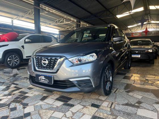 NISSAN KICKS 1.6 16V FLEXSTART S 4P MANUAL NISSAN KICKS 1.6 16V FLEXSTART S 4P MANUAL